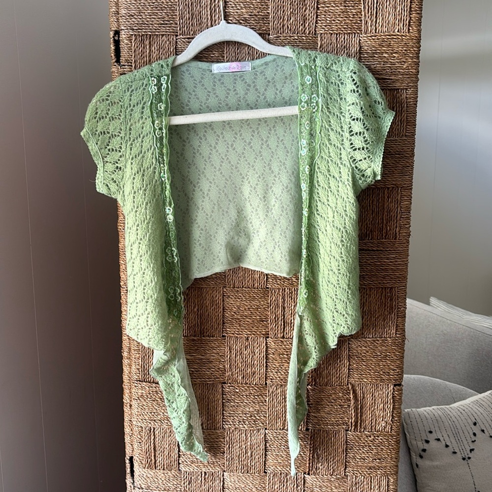 Vintage 2005 crochet wrap, embroidery & beading. Nordstrom, Couleur de Rose